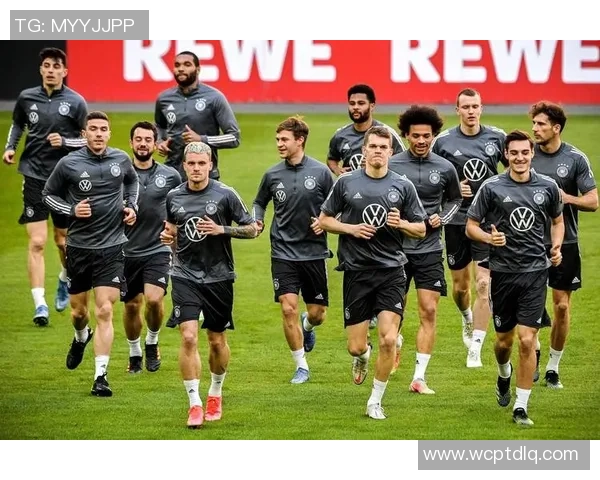 德国足球史上二十位最伟大球员盘点及影响力分析